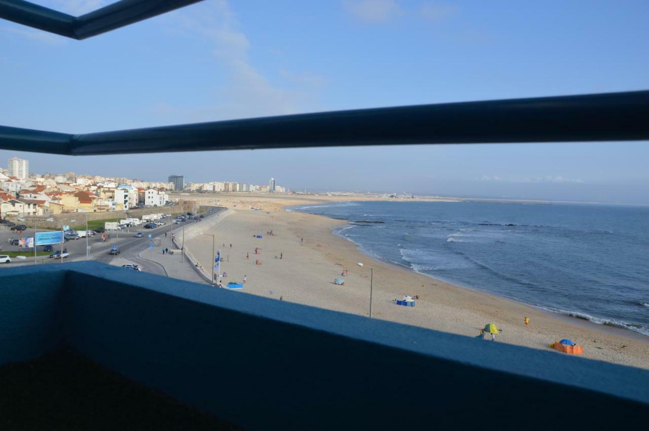 Quarto Duplo Deluxe com Varanda e Vista Mar