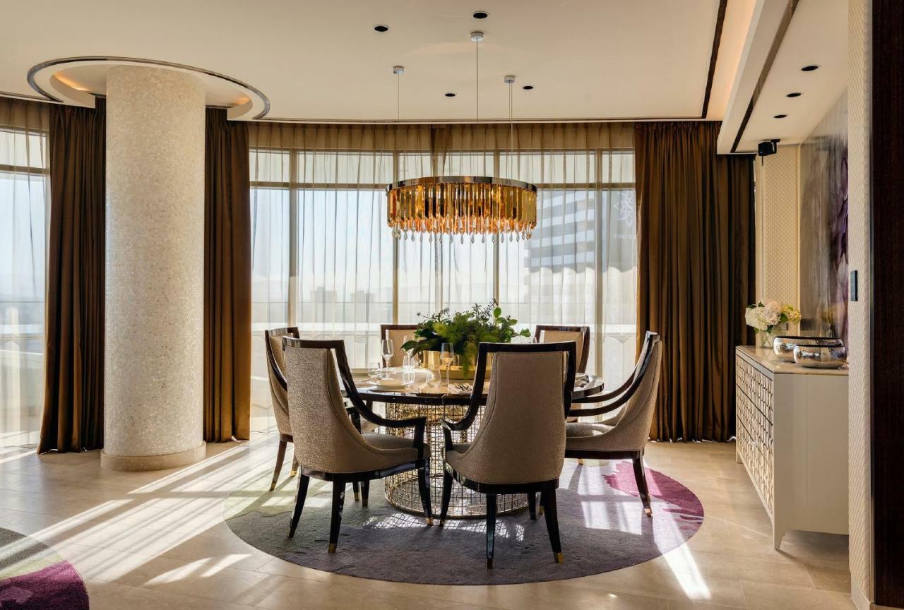 Penthouse Suite