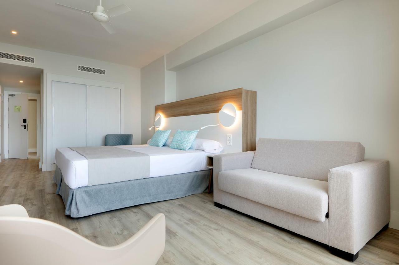 Grand Sea View Double Room (2 Adults)