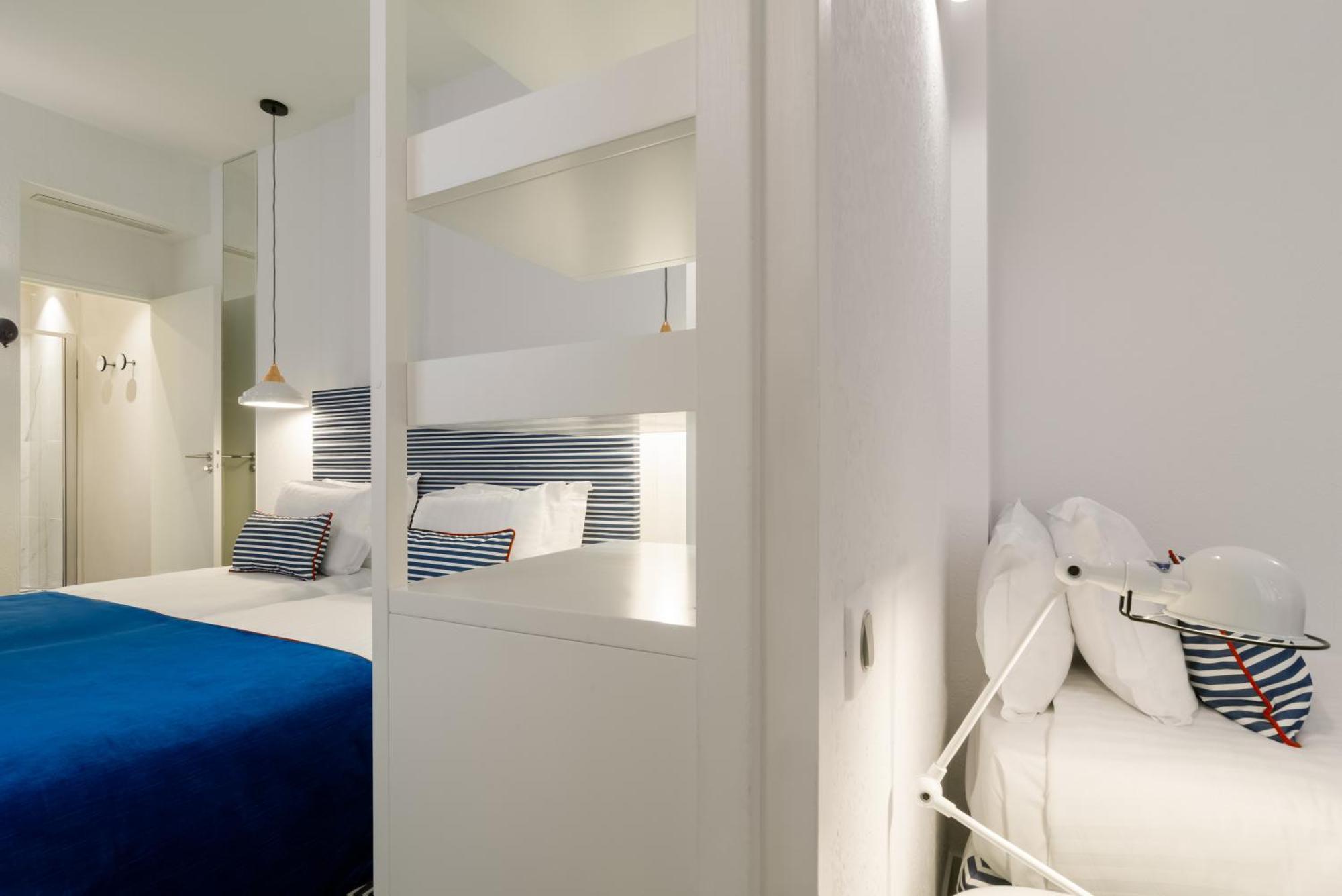 Triple Room,1273892248:JPEG
