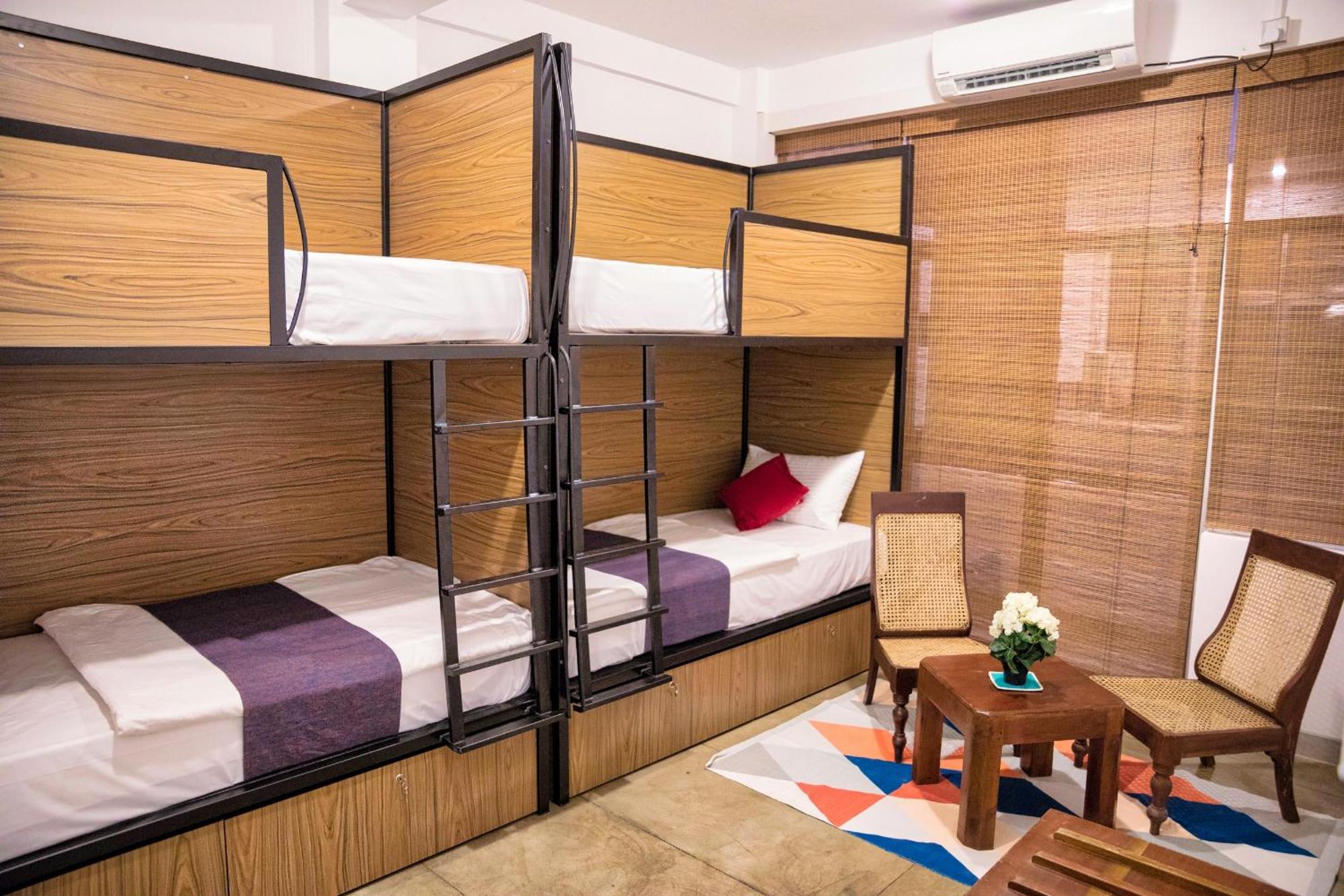 Bed 4-Bed Mixed Dormitory Room on Laundry,631923621:JPEG