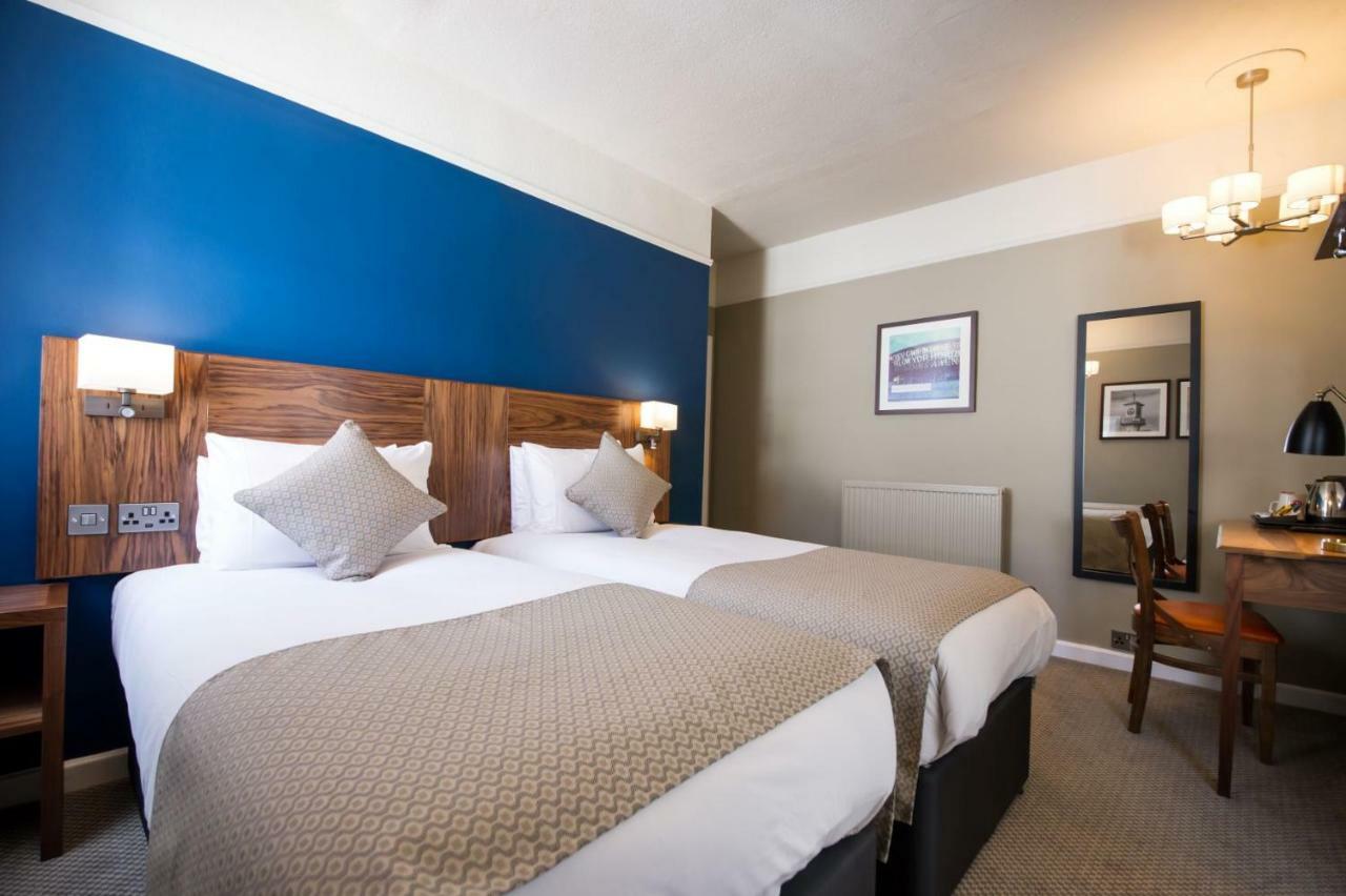 Comfy Twin Room
