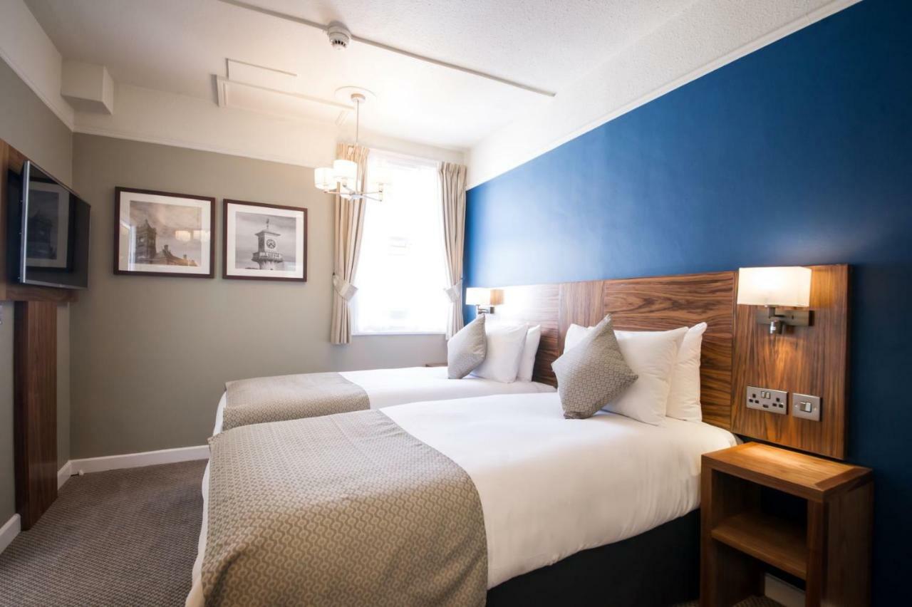 Comfy Twin Room