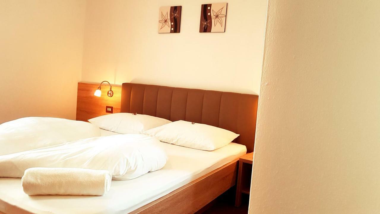 Double Room,844145297:JPEG