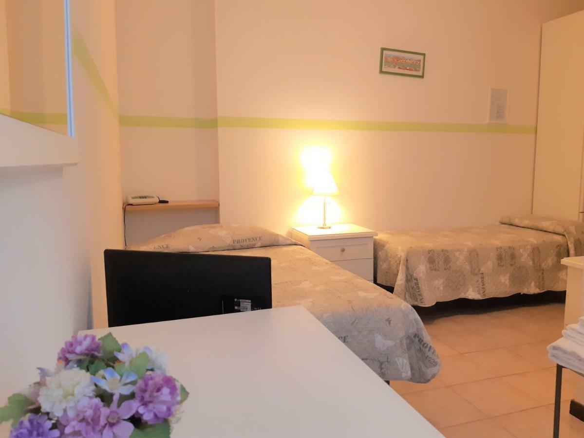 Economy Twin Room