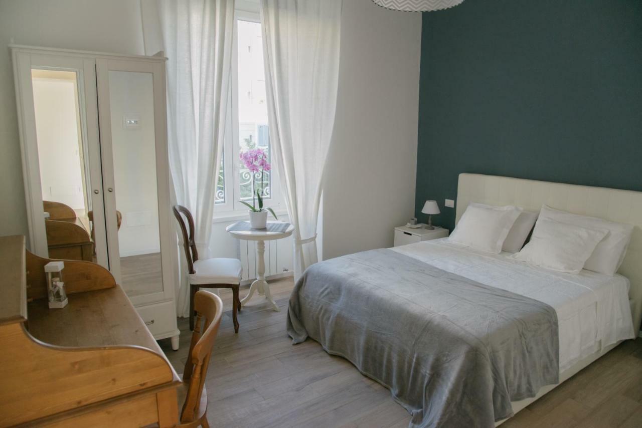 Deluxe Room,864756515:JPEG