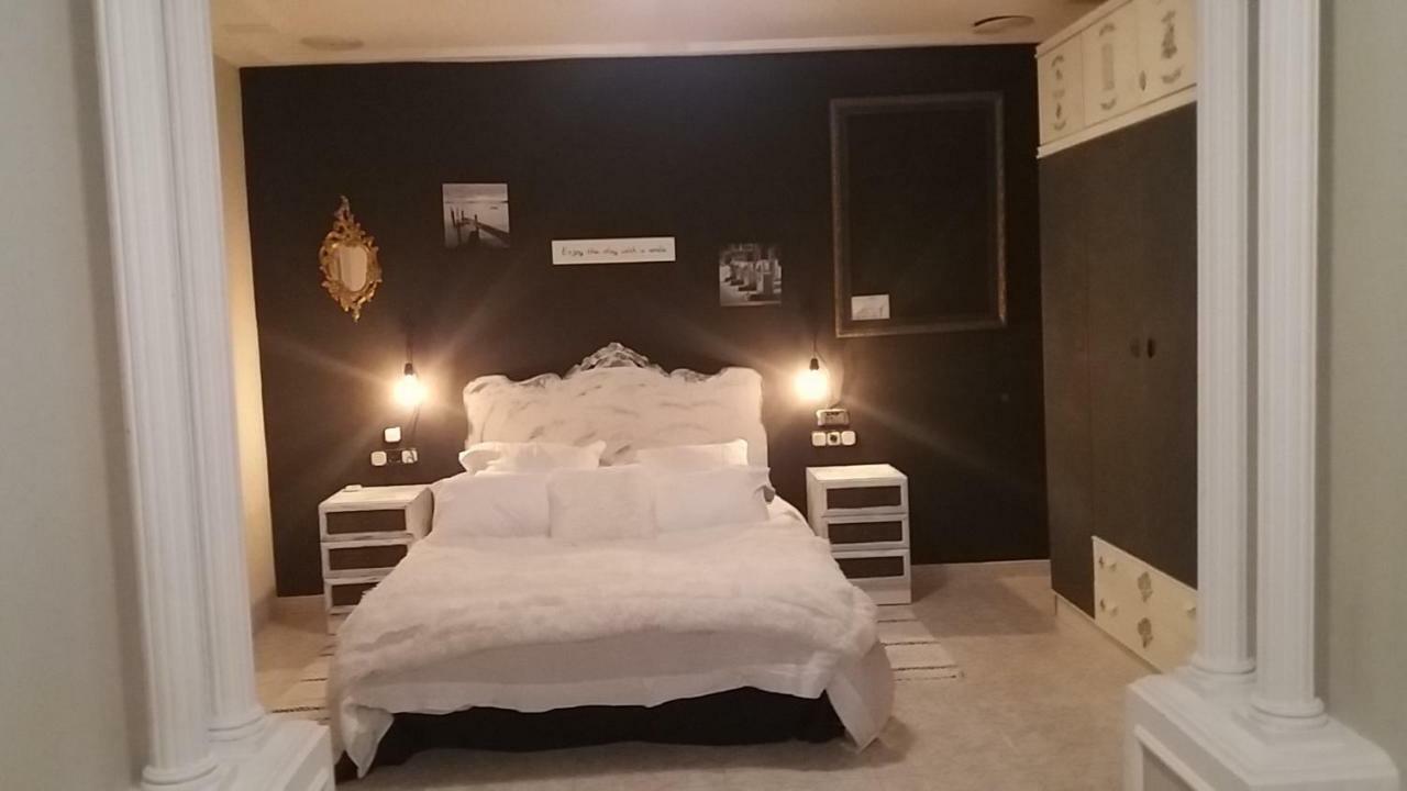 Double Room with Mountain View,854101523:JPEG