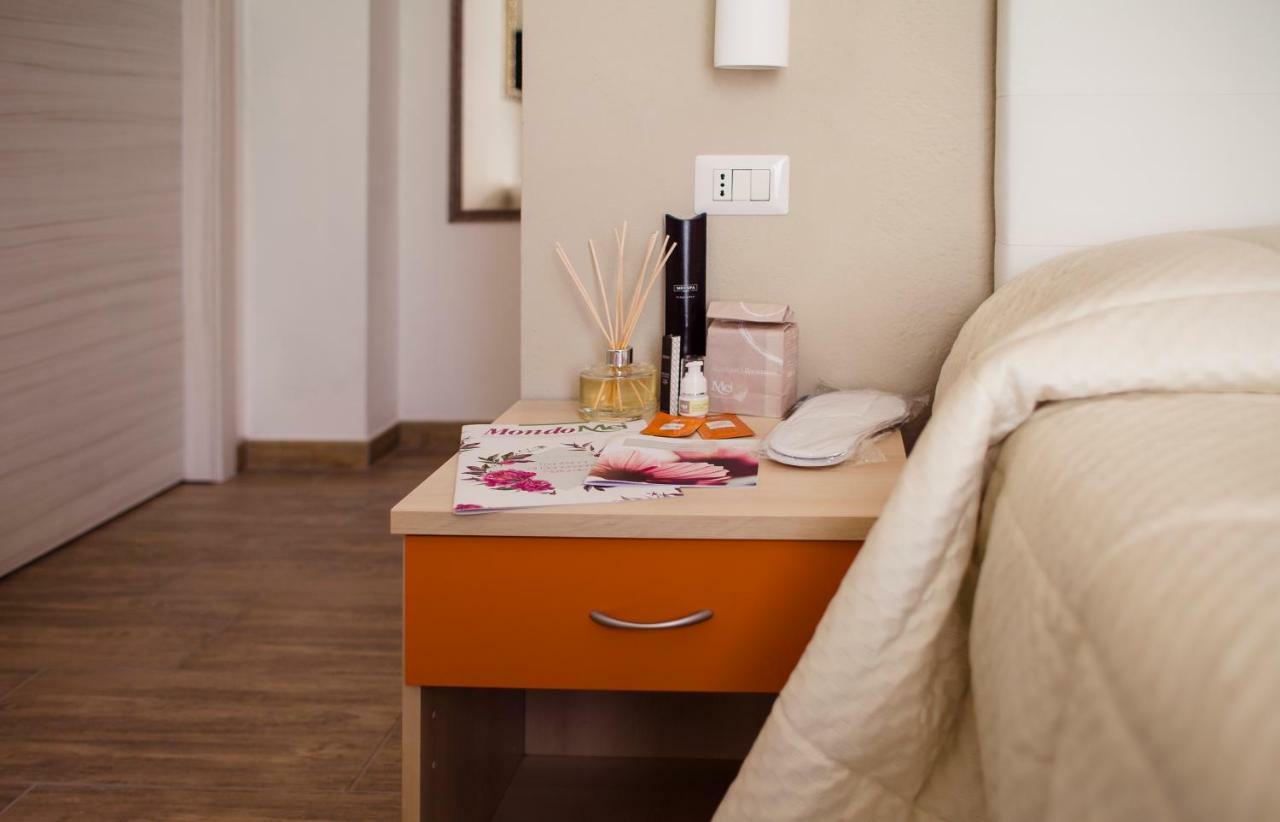 Double or Twin Room Private Bathroom