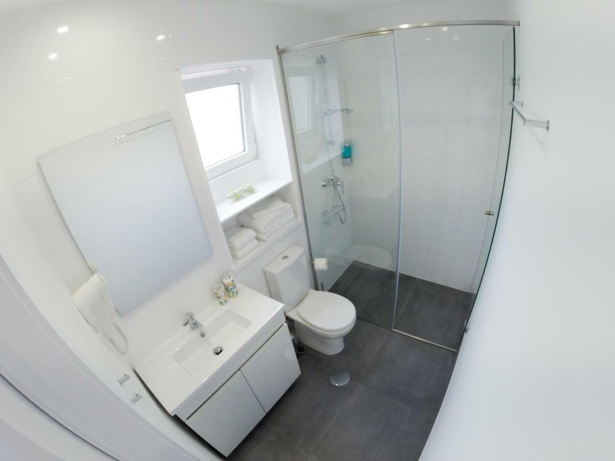 Double Room Private Bathroom