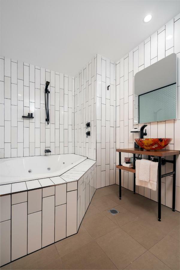 Hotel King with Internal Spa with Free WIFI,1599666236:JPEG