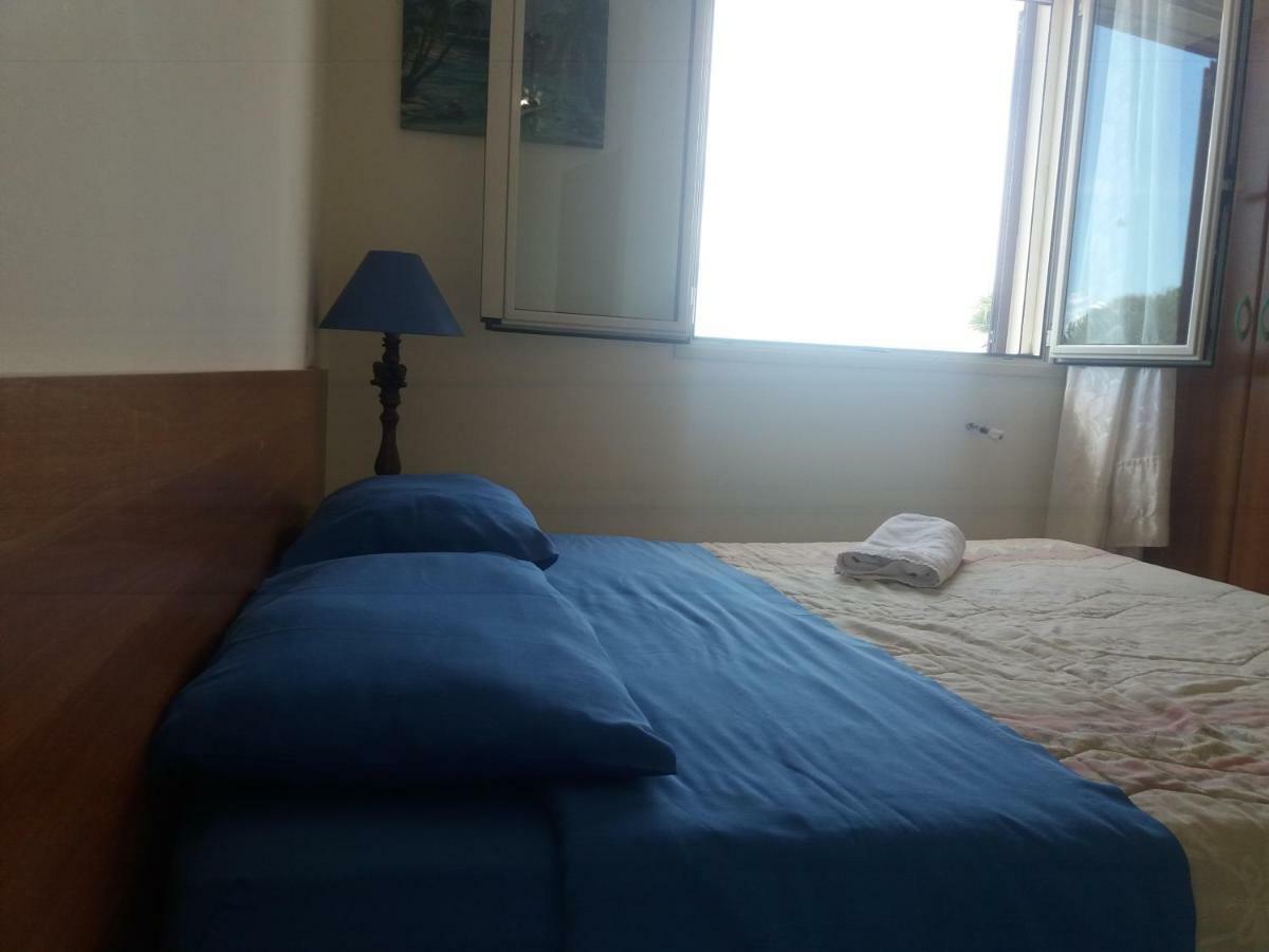 Camera Matrimoniale/Doppia con Letti Singoli con Bagno Privato Esterno