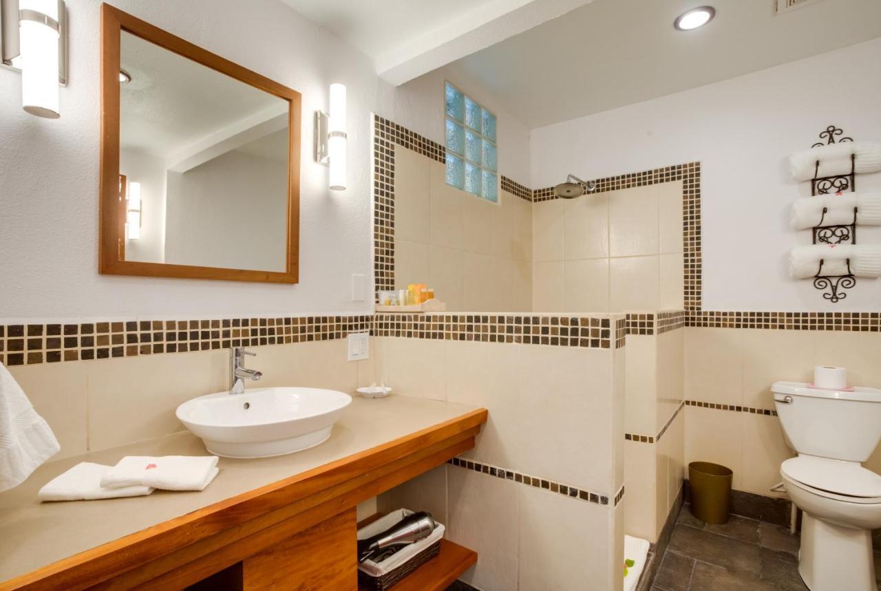 Jungle View Suite