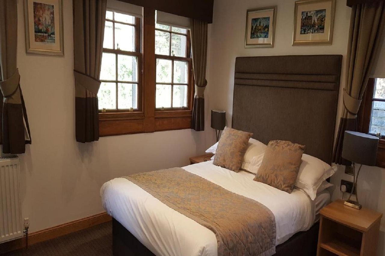 En Suite Deluxe Room