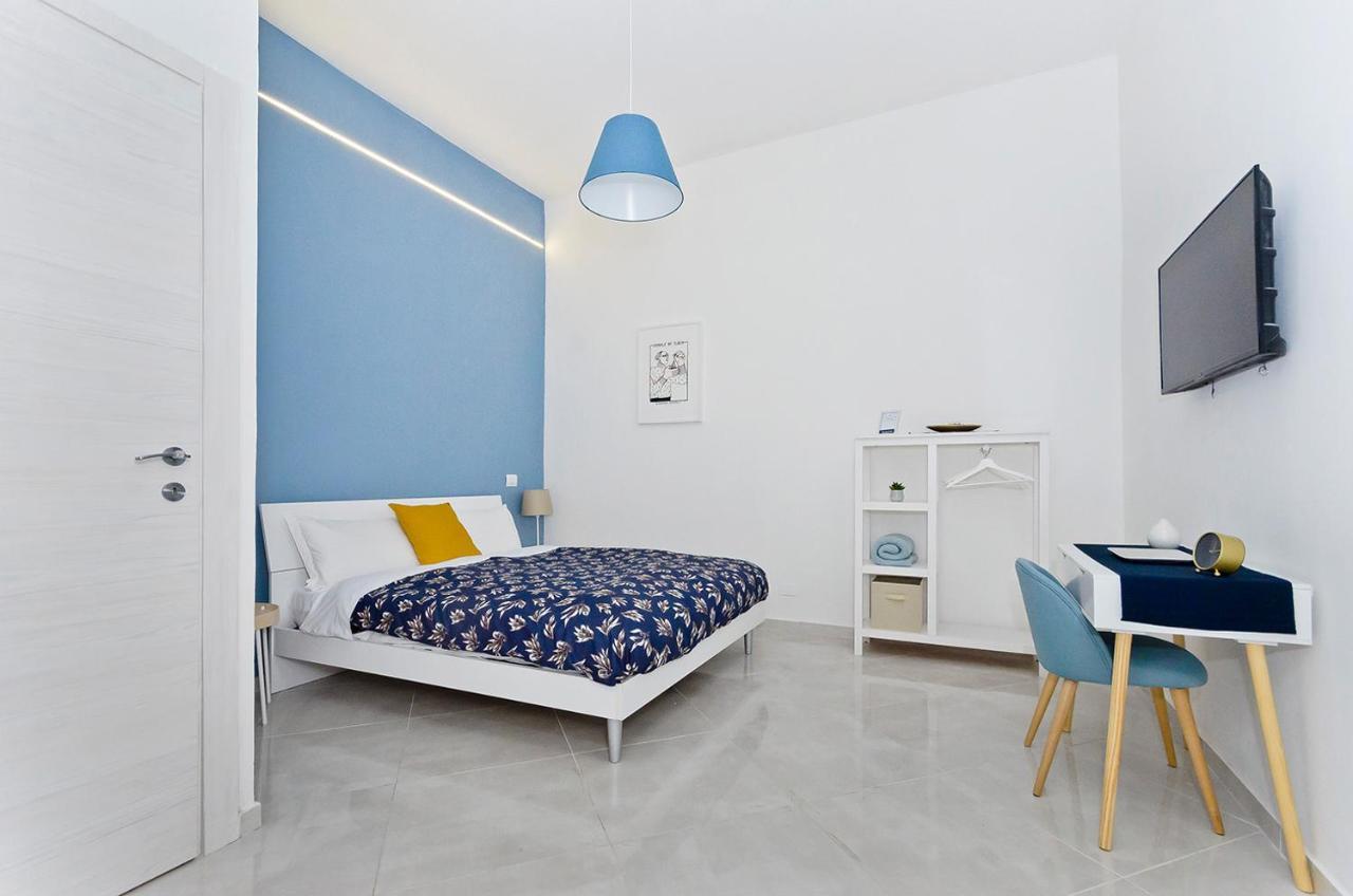 Double Room with Private Bathroom,967229533:JPEG