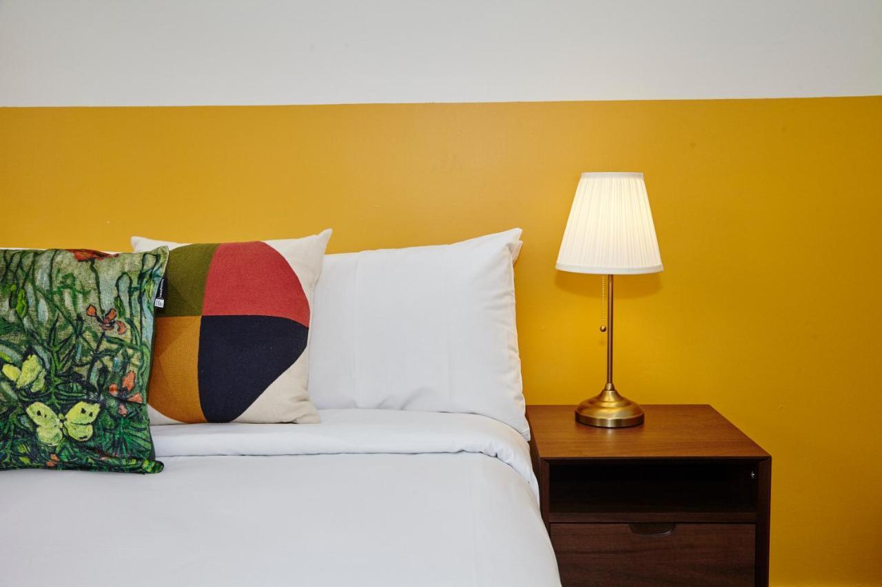 Double Room,975128899:JPEG