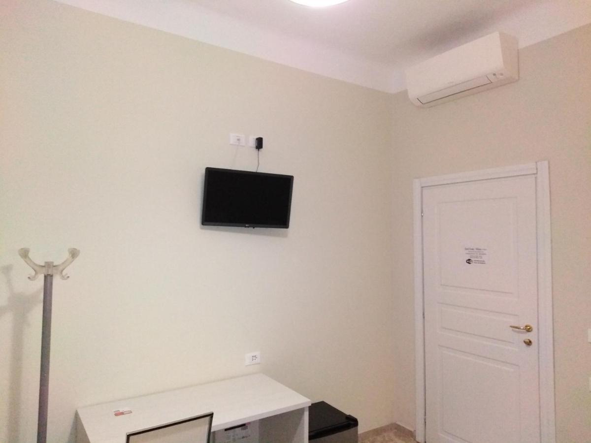 Family Room with Private Bathroom,1323367954:JPEG