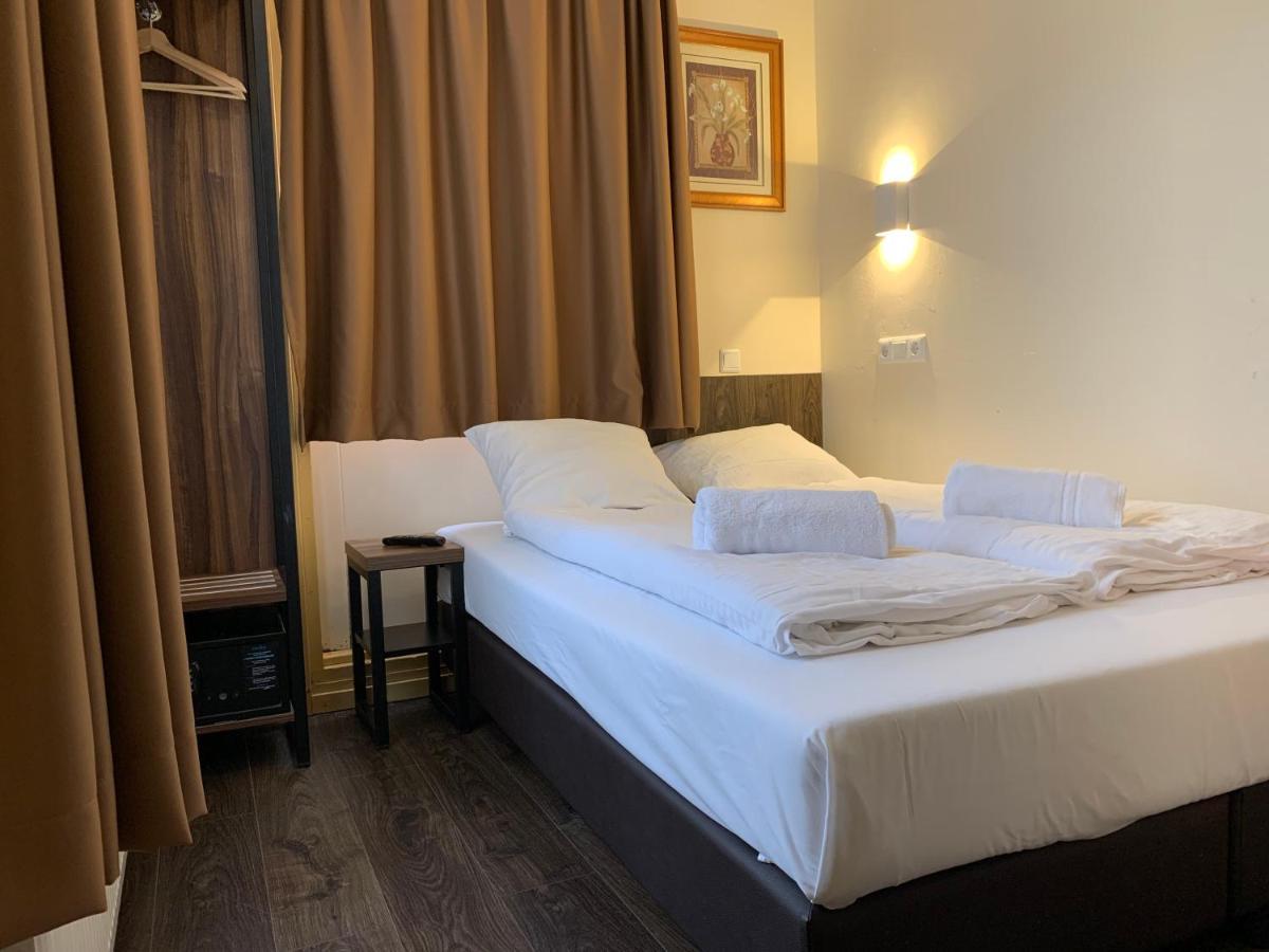 Habitación Doble con baño privado