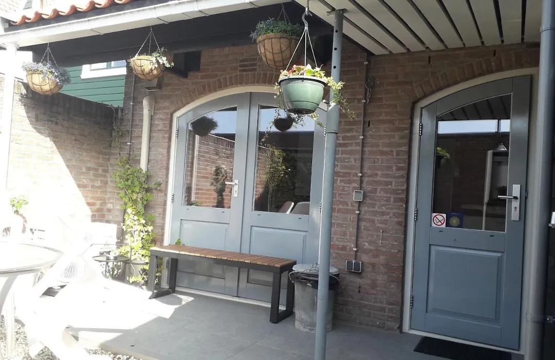 B&B Casandra-1