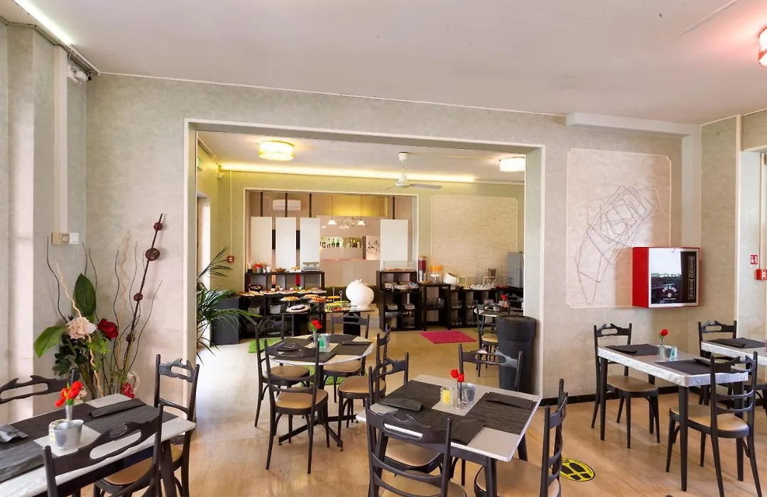 Hotel Condor-New 2024-Con Piscina-1