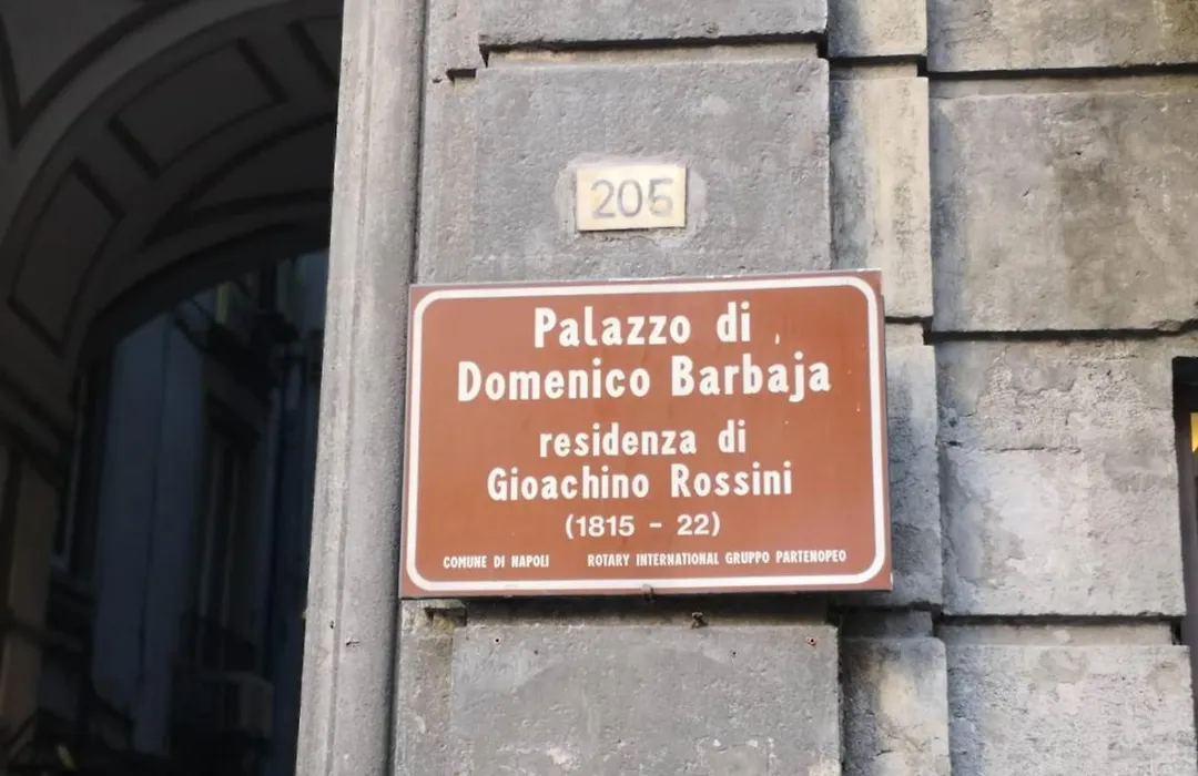 Barbaja Suites In Street Toledo 205-1