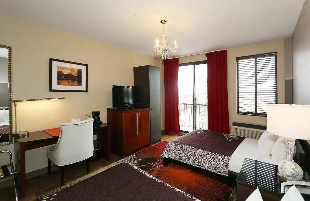 Hotel Vetiver / Manhattan Skyline-1