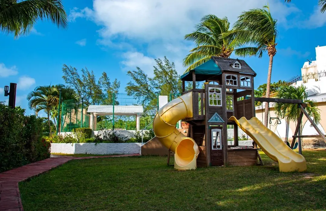 Newly Renovated ! Villa Laguna Cancun-1