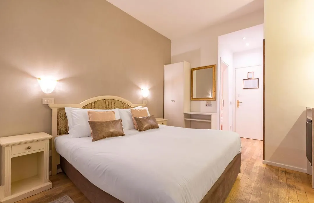 Hotel Casa Petrarca-1