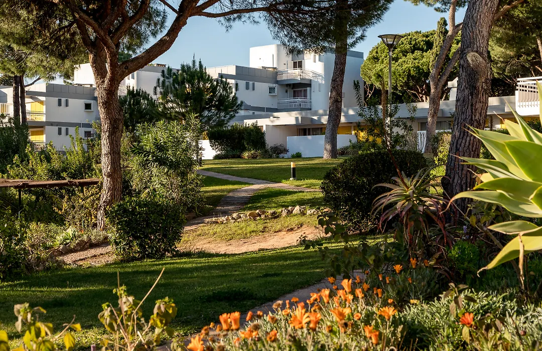 Apartamentos Turisticos Pinhal Da Marina-1