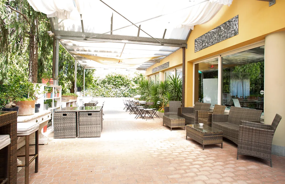 Scheppers Hotel-1