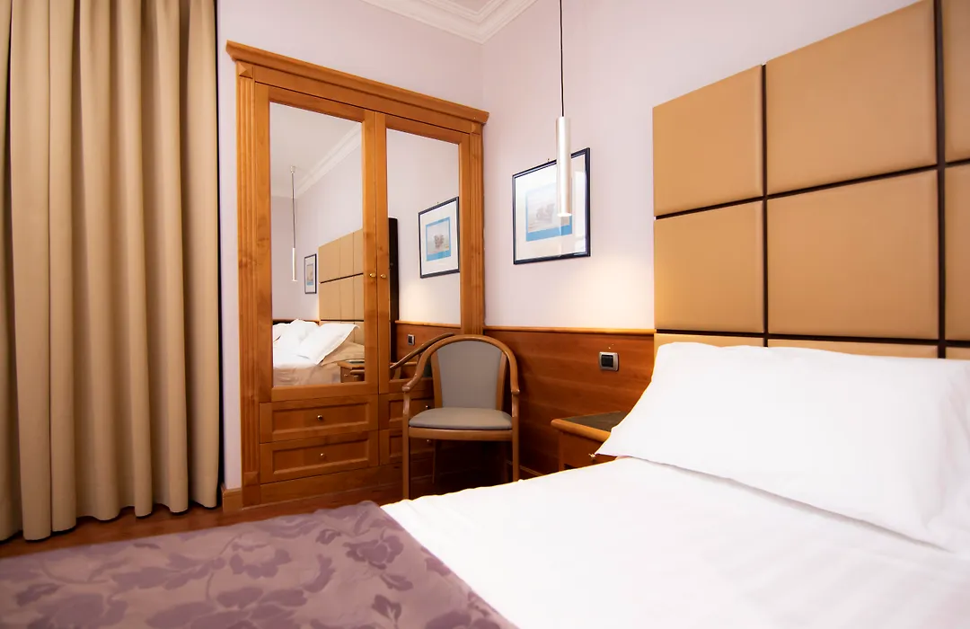 Hotel Giolli Nazionale-1