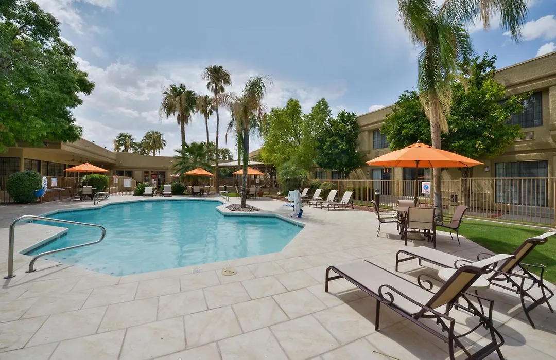 Wyndham Tucson Airport Hotel & Conference Center-1