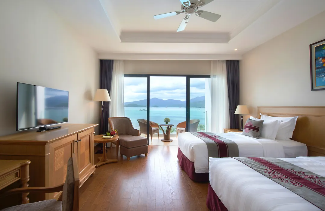 Vinpearl Resort & Spa Nha Trang Bay-1