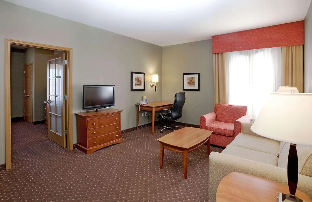 La Quinta By Wyndham Olathe-1