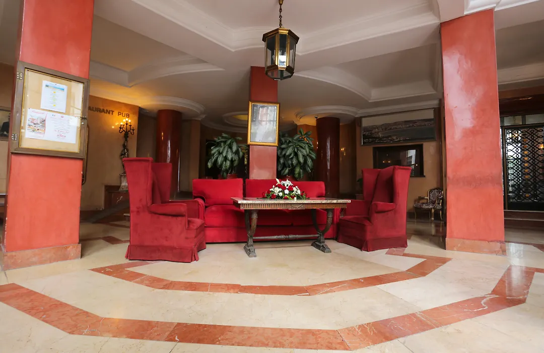 Hôtel Rembrandt-1