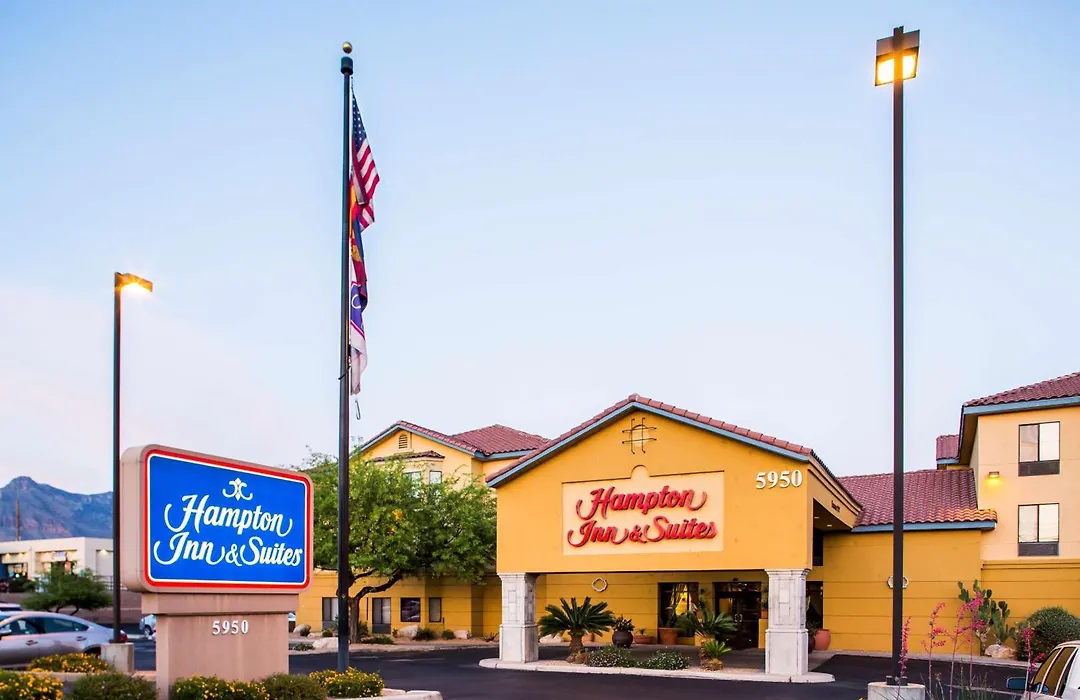 Hampton Inn & Suites Tucson Mall-1