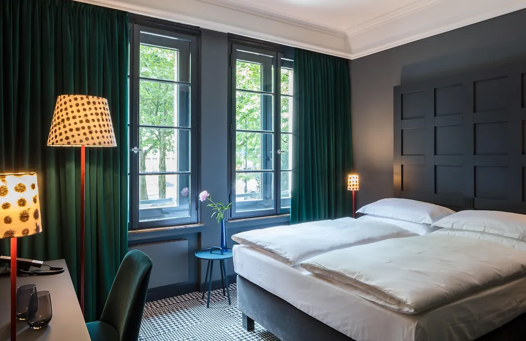 The Midtown Hotel-1