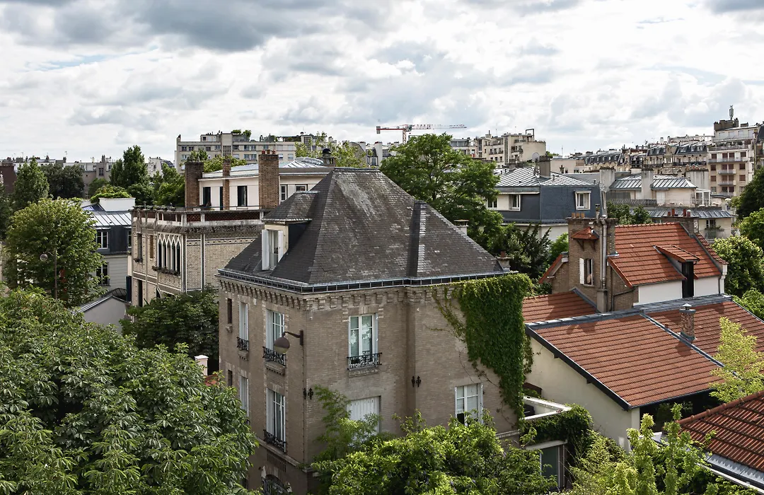 Hôtel Botaniste-1