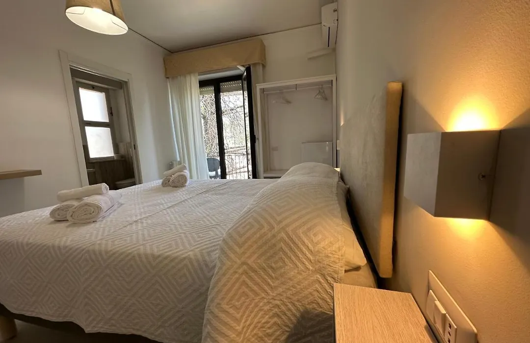 Mira Taormina Rooms-1