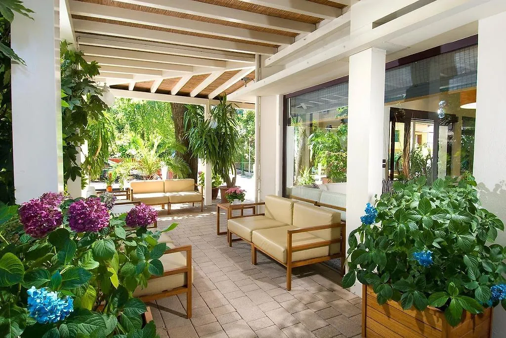 Hotel Trieste-1