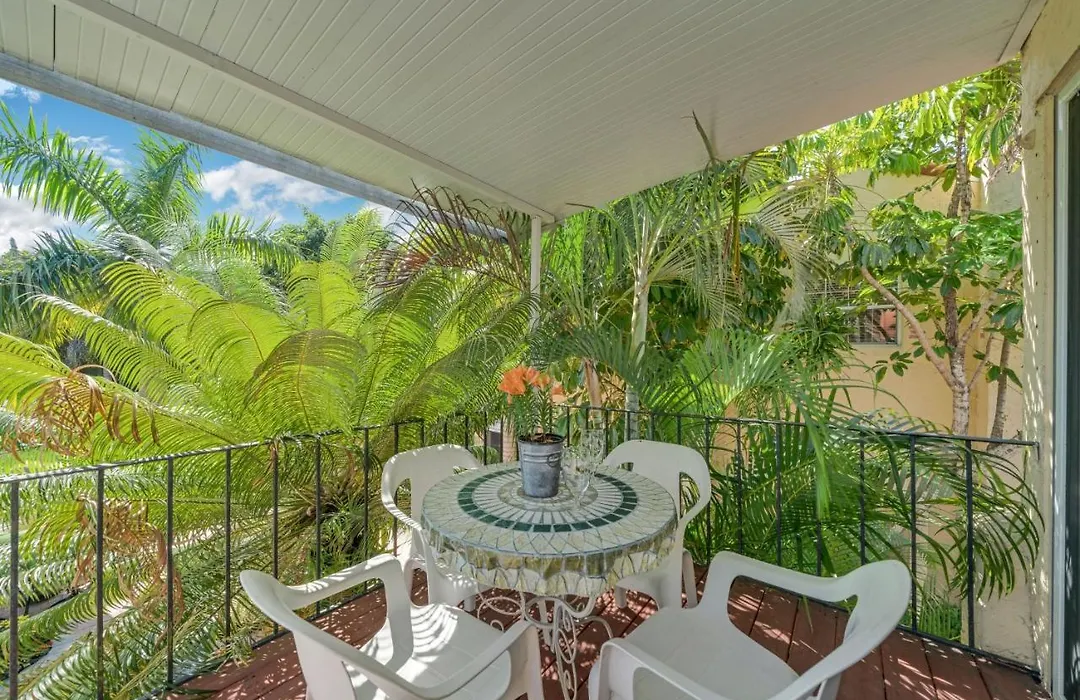 Banyan House Vacation Rentals-1