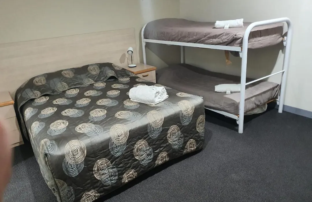 Kambah Inn-1