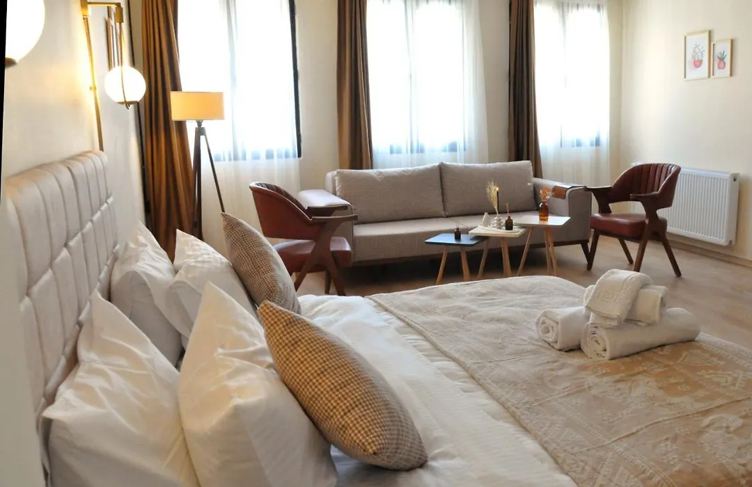 Golden Door Hotel-1