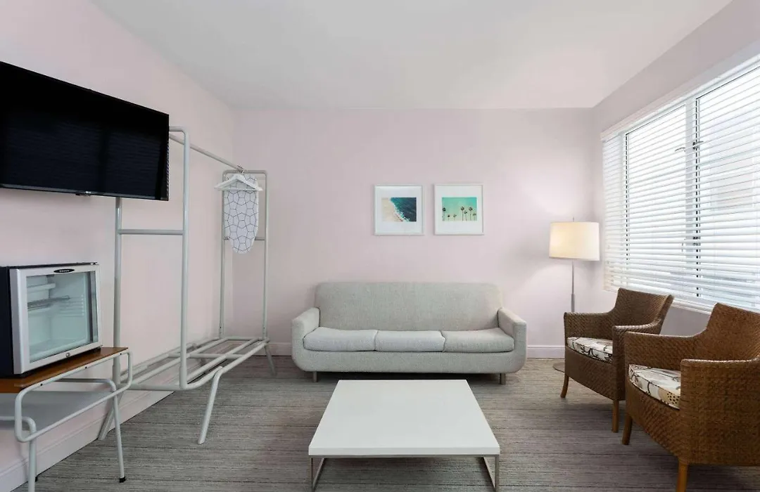 Astor Hotel By Luxurban-1