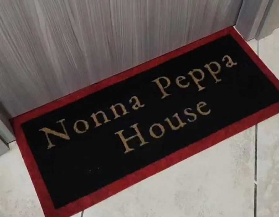 Nonna Peppa House-1