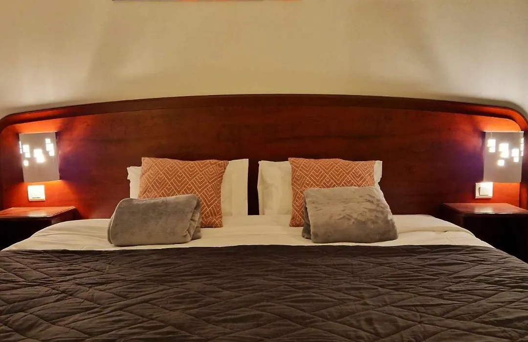 Tempo Hotel-1