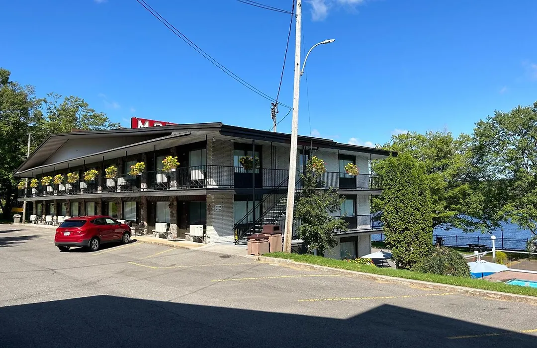 Motel Panoramique-1