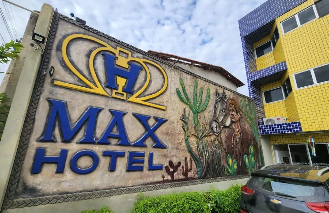 Max Hotel-1