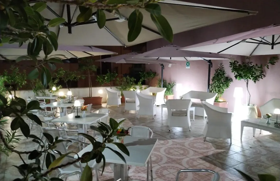 Hotel Trinacria-1