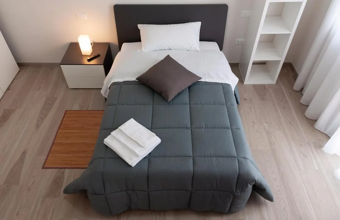 Novatek Apartment B&B-1