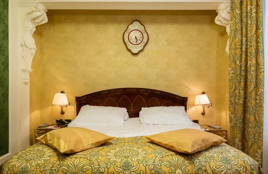 Art Hotel Orologio-1
